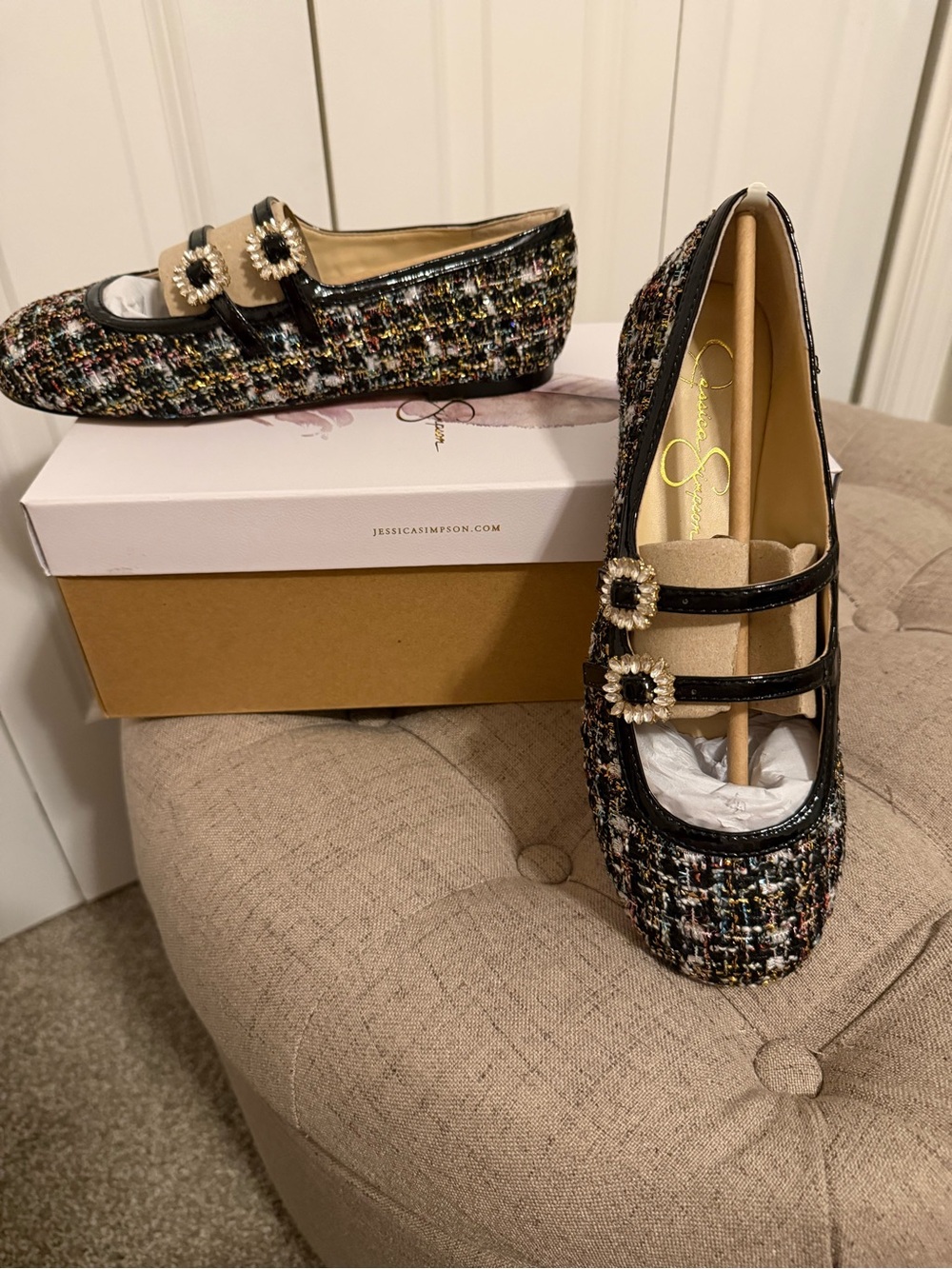 Jessica Simpson Allista Ornament Buckle Mary Jane Ballet Flats NWT Size 8.5
